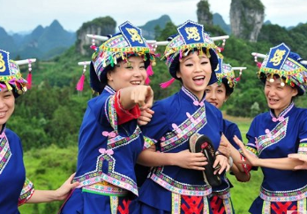 仫佬族傳統節日與風俗習慣